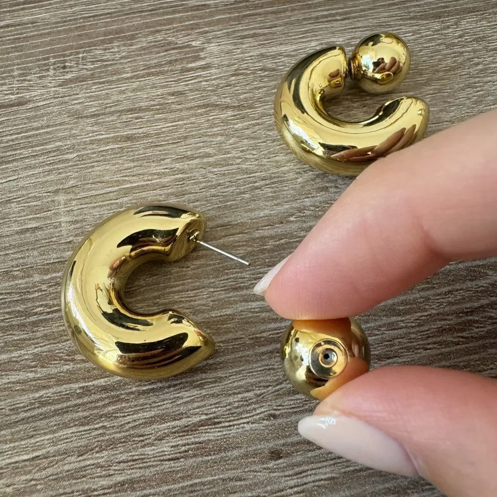 Statement round earrings A1106